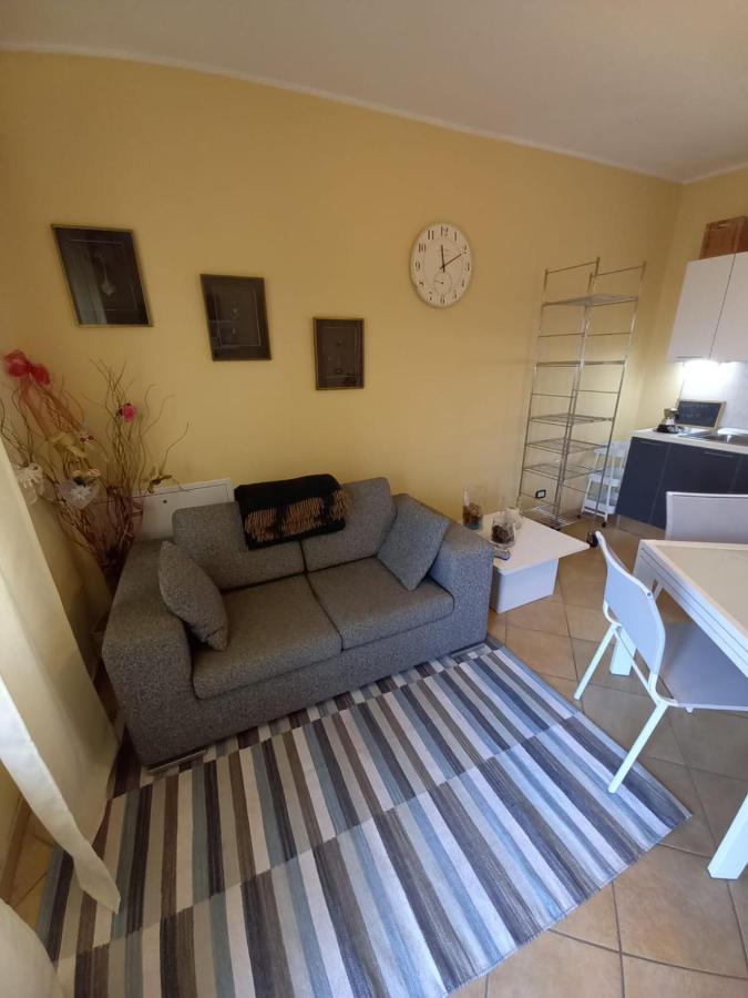 Flat Le Rose Apartment Paratico Bagian luar foto